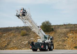 Żurawie terenowe Liebherr LRT 1100-2.1
