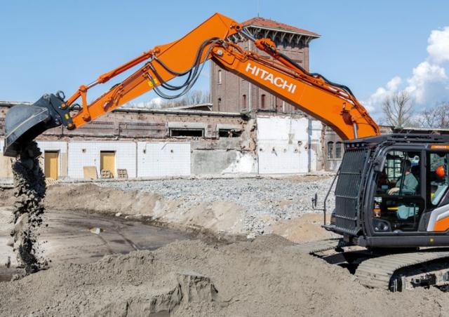 koparki-gasienicowe-zx130-7-