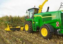 Maszyny do zbioru pasz z napędem 2WD John Deere 7780