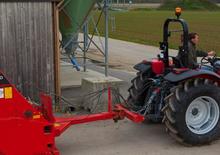 Traktory z napędem 2WD Massey Ferguson MF 3640 A