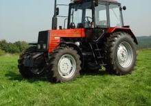 Traktory z napędem 4WD Belarus 1025