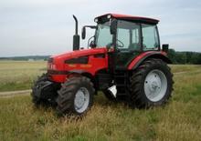 Traktory z napędem 4WD Belarus 1523.3