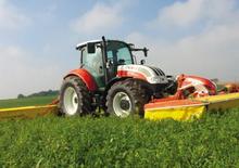 Traktory z napędem 4WD Steyr 4105 Kompakt Basis