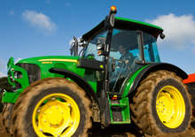 Traktory z napędem 4WD John Deere 5080 R Power