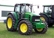 Traktory z napędem 4WD John Deere 7530 E Premium