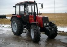 Traktory z napędem 4WD Belarus 920 F