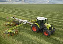 Traktory z napędem 4WD Claas Arion 640