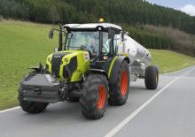 Traktory z napędem 4WD Claas Elios 220