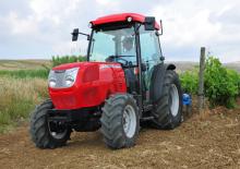 Traktory z napędem 4WD McCormick F85GE