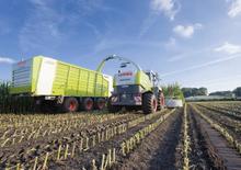 Maszyny do zbioru pasz z napędem 4WD Claas Jaguar 900