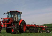Traktory z napędem 4WD Kubota M 8560