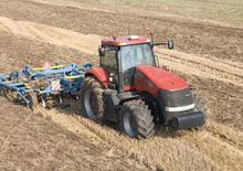 Traktory z napędem 4WD Case IH Magnum 290 Basis