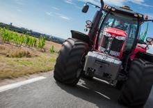 Traktory z napędem 4WD Massey Ferguson MF 7615 Dyna 4