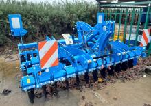 Brona talerzowo-zębowa New Holland SDM 300R 