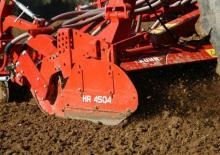 Brony wibracyjne Kuhn HR 4504 DR