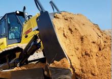 Buldożery New Holland D180B XLT