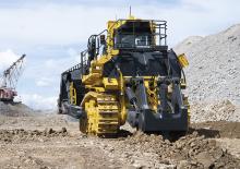 Buldożery Komatsu D475A-8E0