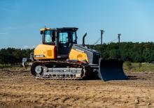 Buldożery Develon DD130XL 