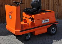 Traktor holowniczy PEFRA 712/2,5