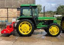 Ciągniki kompaktowe John Deere 2140