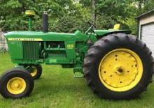 Ciągniki kompaktowe John Deere 4010