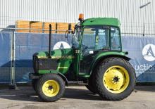 Ciągniki kompaktowe John Deere 4600
