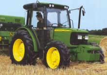 Ciągniki kompaktowe John Deere 5515 V