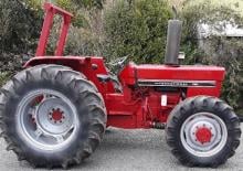 Traktory z napędem 2WD International Harvester 785