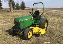 Ciągniki kompaktowe John Deere 955