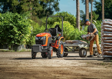 Ciągniki kompaktowe Kubota B2401DTN