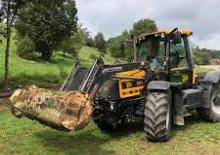 Ciągniki kompaktowe JCB Fastrac 2115 - 4 WS
