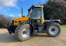 Ciągniki kompaktowe JCB Fastrac 2135