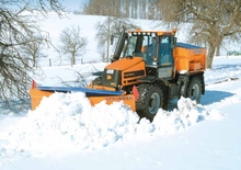 Ciągniki kompaktowe JCB Fastrac 2155-4WS