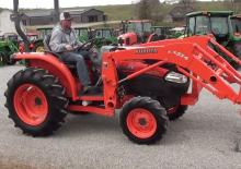 Ciągniki kompaktowe Kubota L3240