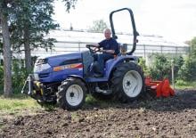 Ciągniki kompaktowe Iseki TH 4335