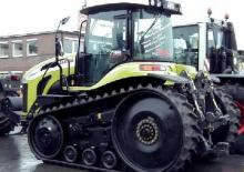 Ciągniki na gąsienicach gumowych Challenger MT735