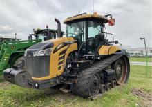 Ciągniki na gąsienicach gumowych Challenger MT775E