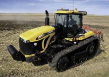 Ciągniki na gąsienicach gumowych Challenger MT865 B