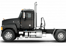 Ciągniki siodłowe Mack Pinnacle Day Cab MP8 6x2
