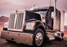 Ciągniki siodłowe Kenworth W990 52
