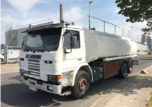 Ciągniki siodłowe ze sztywnym podwoziem Scania 93H 310