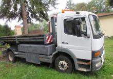 Ciągniki siodłowe ze sztywnym podwoziem Mercedes-Benz Atego 1217
