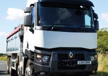 Ciągniki siodłowe ze sztywnym podwoziem Renault C P8X4*4 TRIDEM ROAD 13L E6