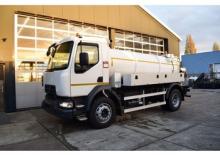 Ciągniki siodłowe ze sztywnym podwoziem Renault D 13 HIGH K P4X2 320E6