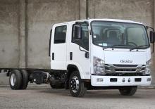 Ciągniki siodłowe ze sztywnym podwoziem Isuzu P75 Q Crew