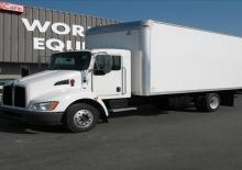 Ciągniki siodłowe ze sztywnym podwoziem Kenworth T370 Day Cab PX9 4x2