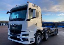 Ciągniki siodłowe ze sztywnym podwoziem MAN TGX 35.510 8x4-4