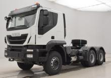 Ciągniki siodłowe ze sztywnym podwoziem Iveco TRAKKER 420