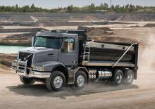 Ciągniki siodłowe ze sztywnym podwoziem Volvo Trucks VHD 300F.425 6x4