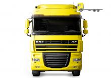 Ciągniki siodłowe ze sztywnym podwoziem DAF XF 105.460 FAT